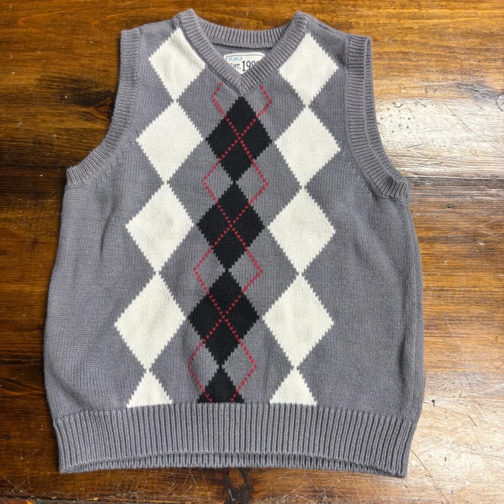 The Children’s Place Gray Plaid‎ Sweater Vest Size 3T